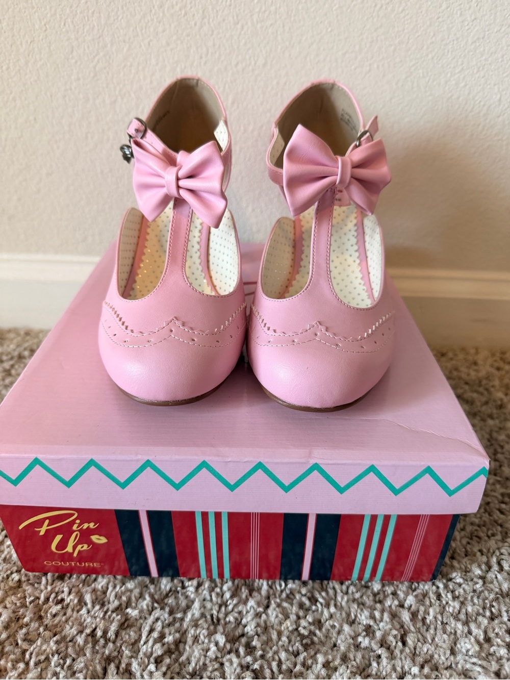 Pinup Couture Women Pink Bow T-Strap Dress Shoes